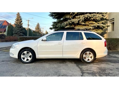 SKODA OCTAVIA Combi 2.0 CR TDI Family DPF GYÁRI ÁLLAPOT/MANUÁL6/TEMPOMAT/ÜLÉSFŰTÉS/TOL.RADAR/GYÁRI ALU/MULTIKORMÁNY STB