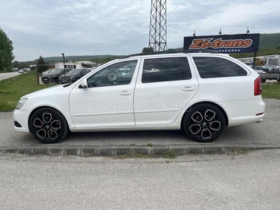 SKODA OCTAVIA Combi 2.0 TFSI RS DSG