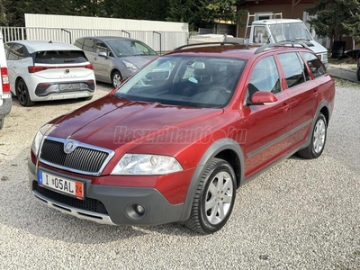 SKODA OCTAVIA Combi Scout 2.0 FSI