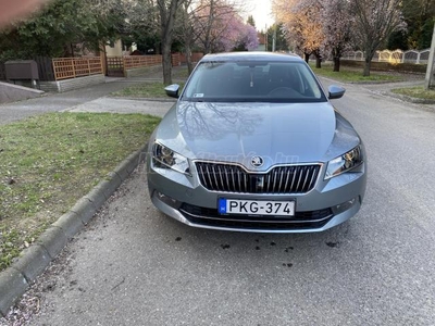 SKODA SUPERB 1.8 TSI Style DSG