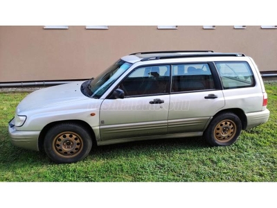 SUBARU FORESTER 2.0