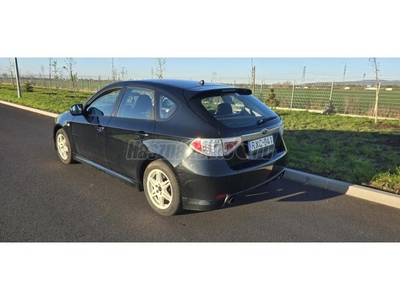 SUBARU IMPREZA 2.0 Sport