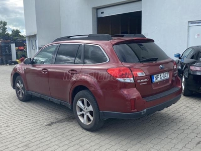 SUBARU OUTBACK 2.5 Trend (Automata)