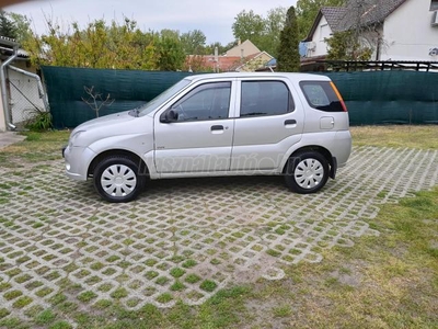 SUZUKI IGNIS 1.3 GLX 95 ezer km. vonóhorog. rozsdamentes !