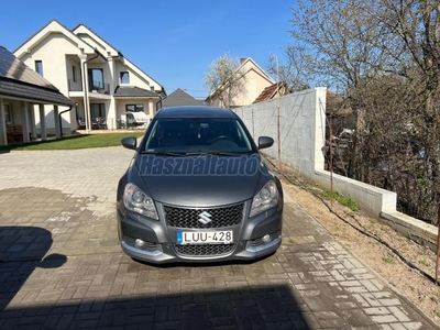 SUZUKI KIZASHI 2.4 SDLX CVT 4WD