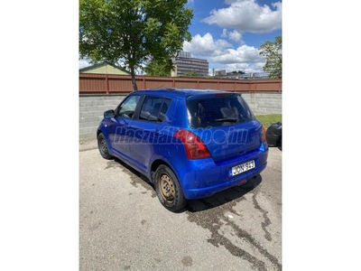 SUZUKI SWIFT 1.3 GLX CD AC