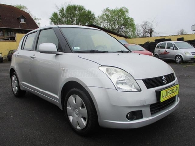 SUZUKI SWIFT 1.3 GLX CD AC 4x4!