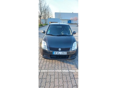 SUZUKI SWIFT 1.3 GLX CD AC