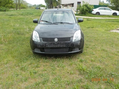 SUZUKI SWIFT 1.3 GLX CD AC