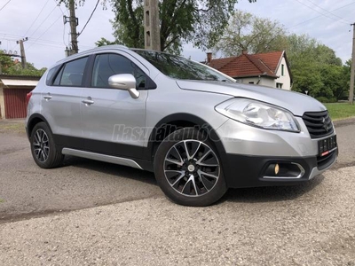 SUZUKI SX4 S-CROSS 1.6 GLX NAVIGÁCIÓ.DIGIT KLÍMA.ÜLÉS-FŰTÉS.TEMPOMAT.TOLATÓ-KAMERA.VONÓHOROG !!