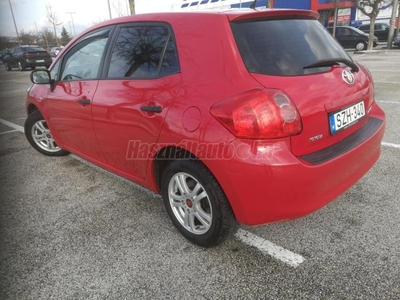 TOYOTA AURIS 1.33 Luna 2009