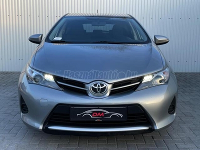 TOYOTA AURIS 1.33 Style MULTIMÉDIA.USB.AUX.DIGITKLÍMA.LED.ÜLÉSFŰTÉS.!!!MEGKÍMÉLT--GARANCIA!!!