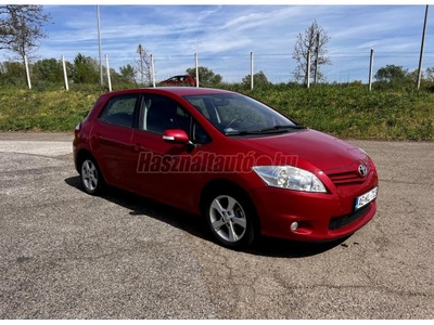 TOYOTA AURIS 1.6 Sol