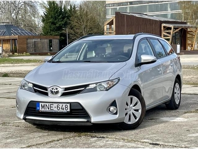 TOYOTA AURIS Touring Sports 1.33 Active 151Ekm!Magyar.vez.szervízkönyv!