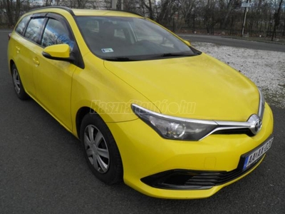 TOYOTA AURIS Touring Sports 1.4 D-4D Active Comfort