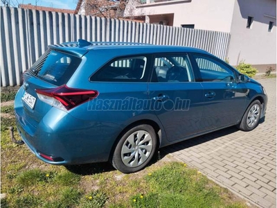 TOYOTA AURIS Touring Sports 1.6 D-4D Executive