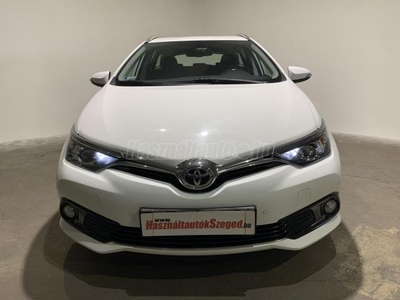 TOYOTA AURIS Touring Sports 1.6 Live MAGYARORSZÁGI! 1-TULAJ! ÁFÁS! SZ.KÖNYV! TOLATÓKAMERA! DIGIT KLÍMA! ÜLÉSFŰTÉS!