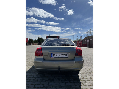 TOYOTA AVENSIS 2.0 Sol Elegant