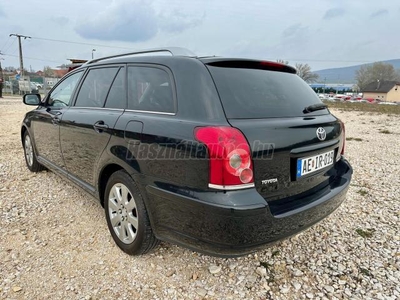 TOYOTA AVENSIS Wagon 1.8 Sol