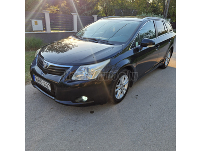 TOYOTA AVENSIS Wagon 2.0 D-4D