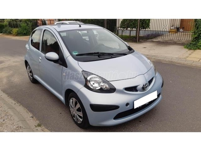 TOYOTA AYGO 1.0 Black