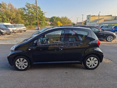 TOYOTA AYGO 1.0 Sport AC