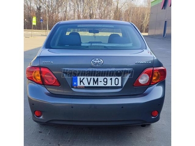 TOYOTA COROLLA Sedan 1.4 Luna