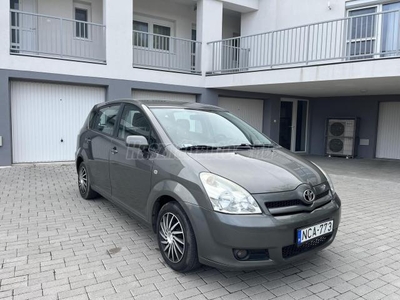 TOYOTA COROLLA VERSO 1.8 Linea Sol