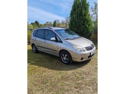 TOYOTA COROLLA VERSO 1.8 Linea Sol