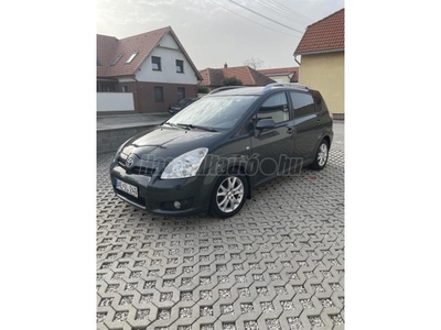 TOYOTA COROLLA VERSO 2.2 D-4D Linea Sol