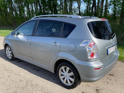 TOYOTA COROLLA VERSO 2.2 D-4D Linea Sol R1