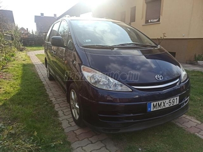 TOYOTA PREVIA 2.0 D-4D Tarago. Sienna