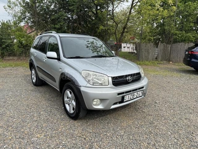 TOYOTA RAV 4 Rav4 2.0 4x4 Sol