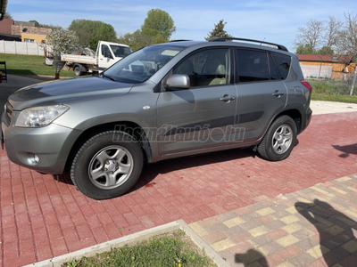 TOYOTA RAV 4 Rav4 2.0 4x4 Sol Plus (Automata)