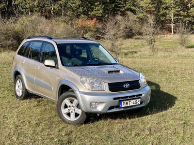 TOYOTA RAV 4 Rav4 2.0 D 4x4 Sol