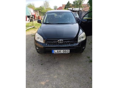 TOYOTA RAV 4 Rav4 2.2 D-4D 4x4 Sol