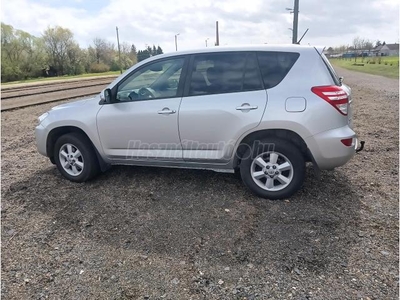 TOYOTA RAV 4 Rav4 2.2 D-4D