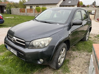 TOYOTA RAV 4 Rav4 2.2 D-4D X