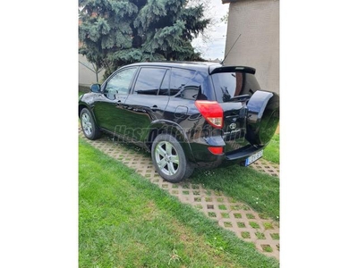 TOYOTA RAV 4 Rav4 2.2 D-4D X