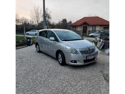 TOYOTA VERSO 2.0 D-4D Premium