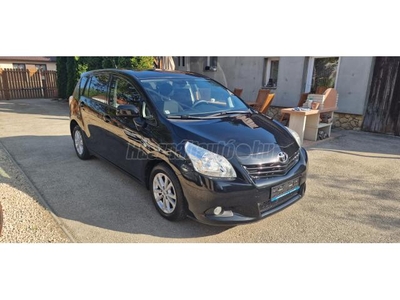 TOYOTA VERSO 2.0 D-4D Premium Navi