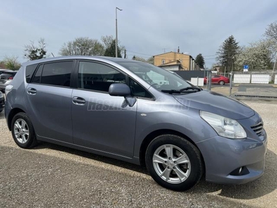 TOYOTA VERSO 2.0 D-4D Terra (5 személyes )