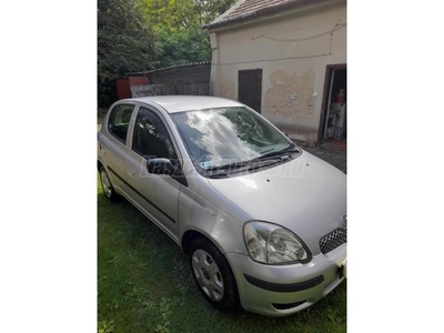 TOYOTA YARIS 1.0