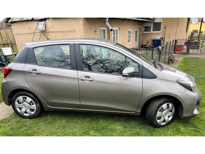 TOYOTA YARIS 1.0 Active