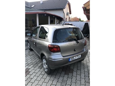 TOYOTA YARIS 1.0 Terra P1F