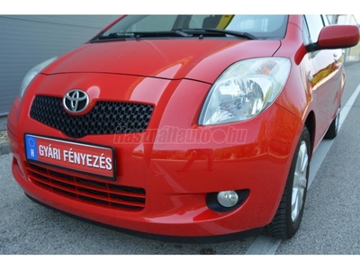 TOYOTA YARIS 1.3 Ice Plus // KM GARANCIA // VALÓS KM-SZERVIZKÖNYV-KARAMBOLMENTES // ALUFELNI-VONÓHOROG! //