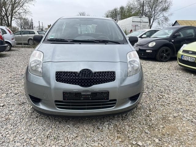 TOYOTA YARIS 1.3 Sol