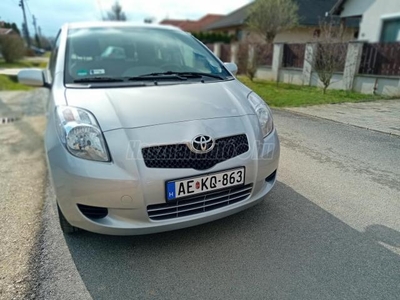 TOYOTA YARIS 1.3 Terra