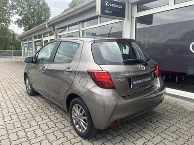 TOYOTA YARIS 1.33 Trend