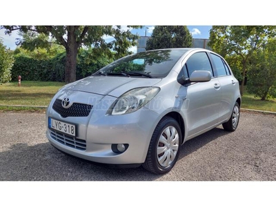 TOYOTA YARIS 1.4 D-4D Sol AC FRISSEN SZERVIZELVE AZONNAL ELVIHETŐ